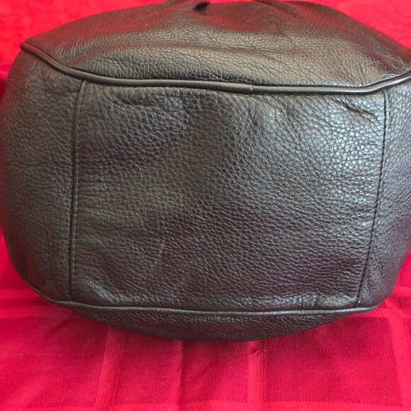 Marc Jacobs Handbag, Round w Handles and Crossbody Strap, Leather - Picture 6 of 9